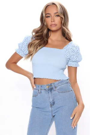 Beachside Picnics Top - Blue