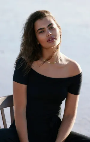 Beth Off Shoulder Top | Black
