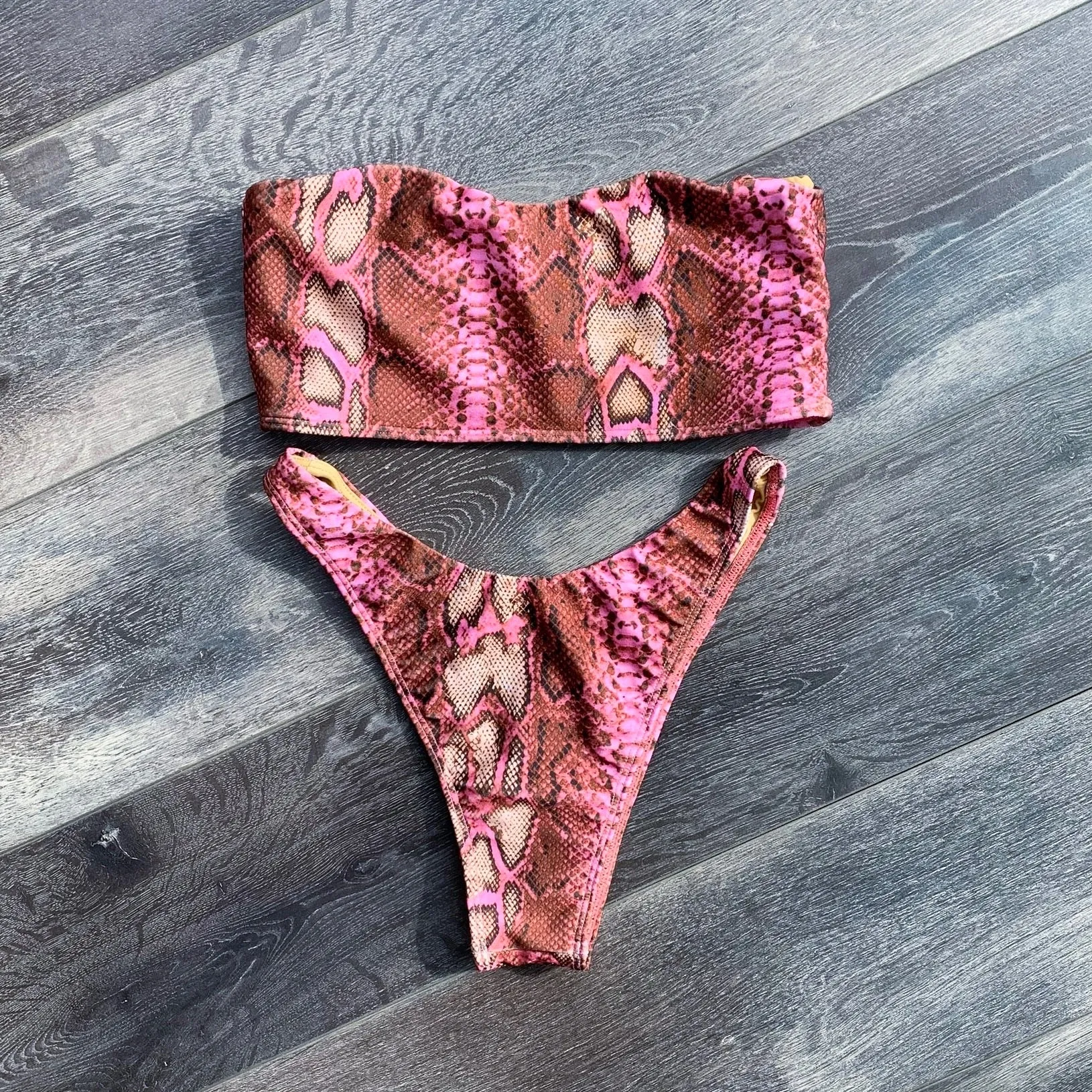 Betty Tops