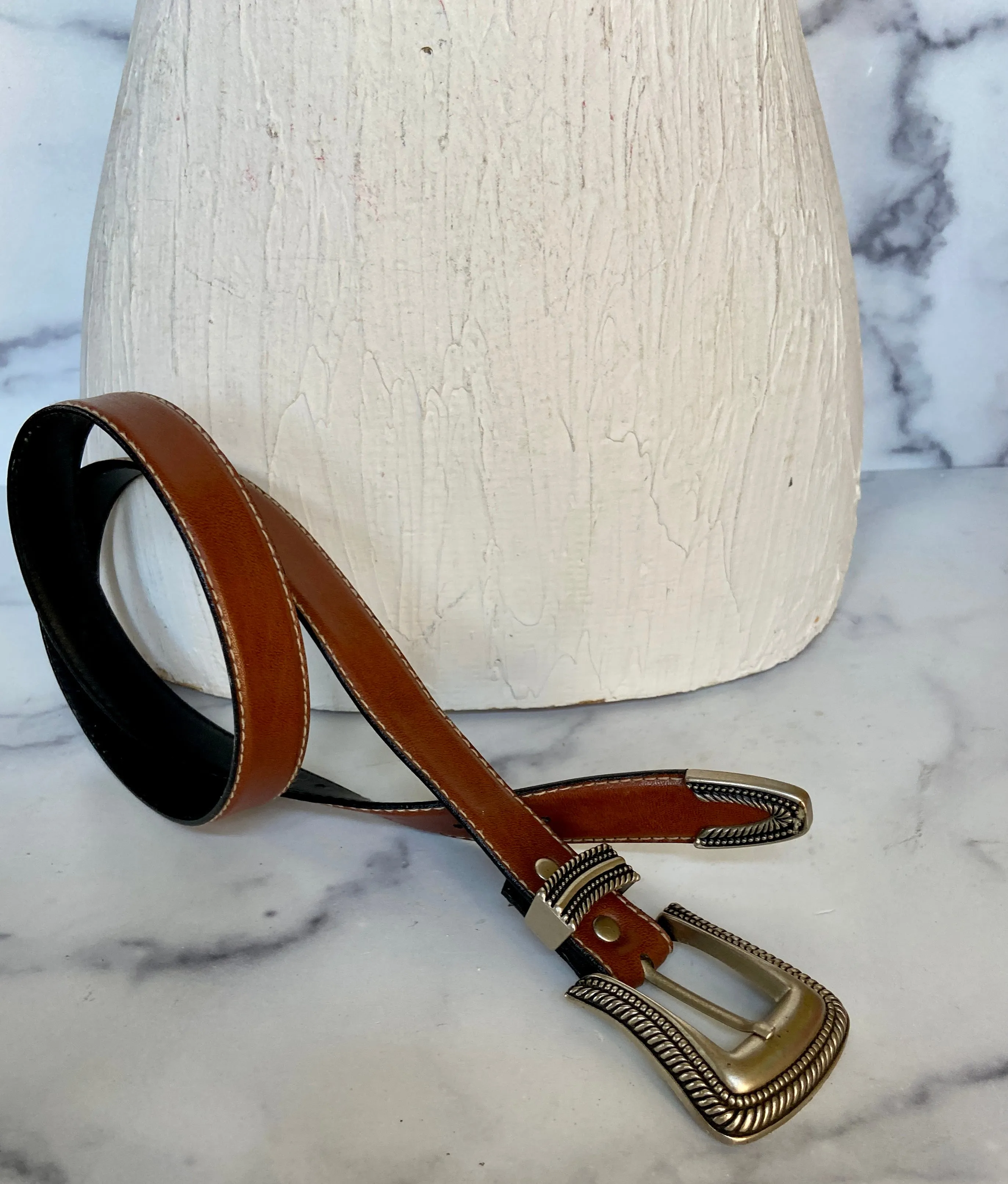 Brown tone leather belt