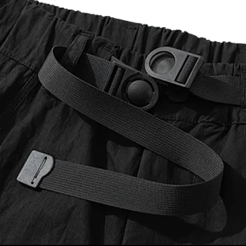 Hiking short with mesh pocket and belt