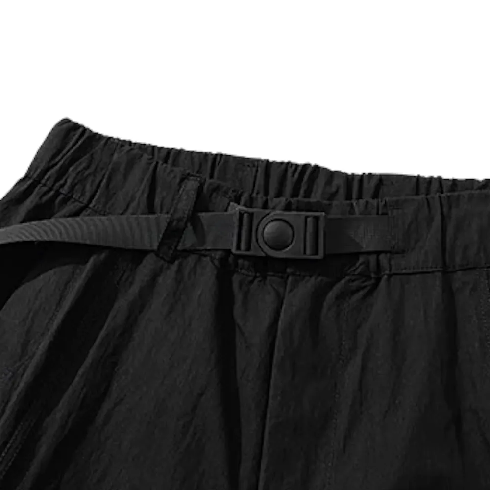 Hiking short with mesh pocket and belt