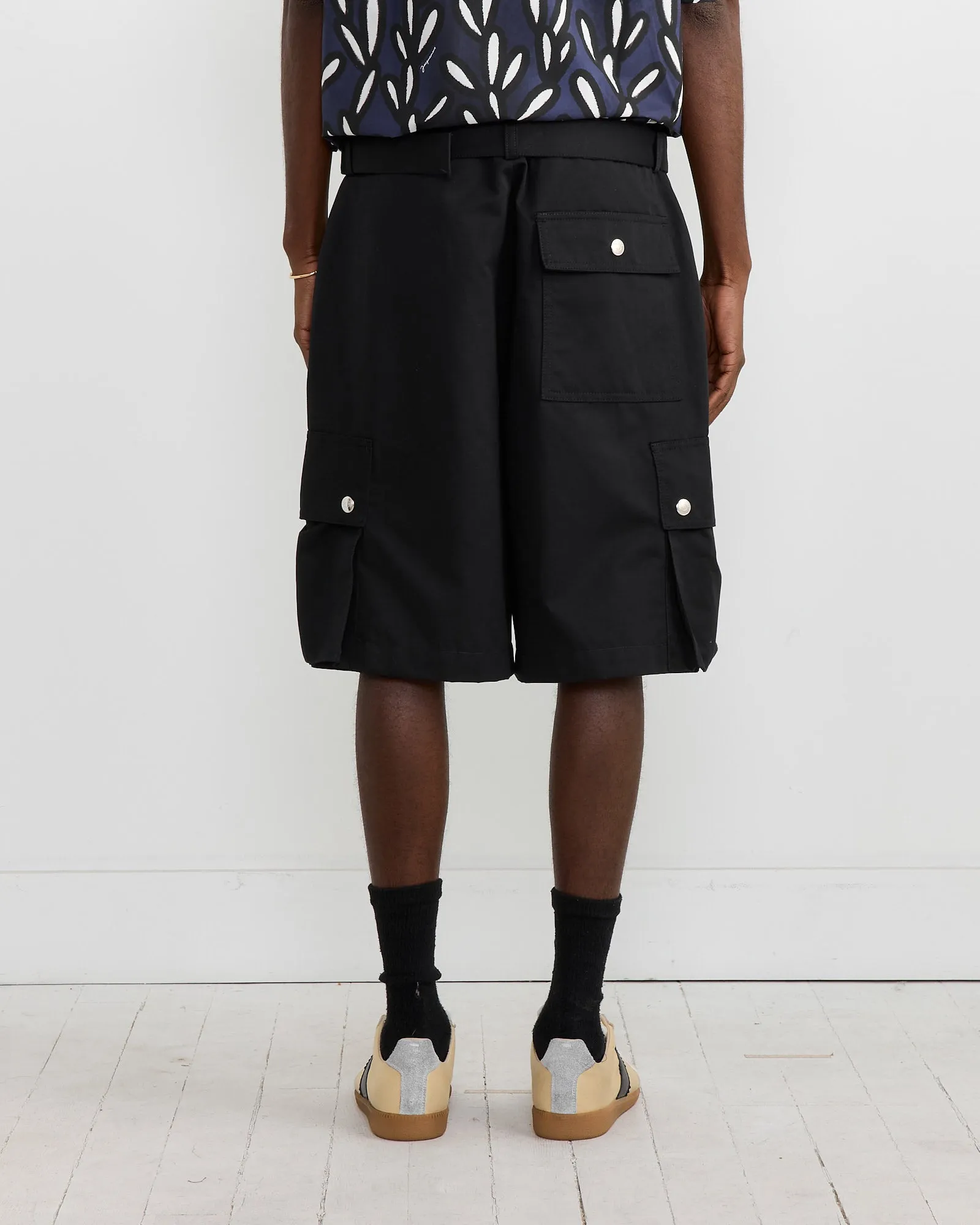 Le Cargo Bermuda Short in Black