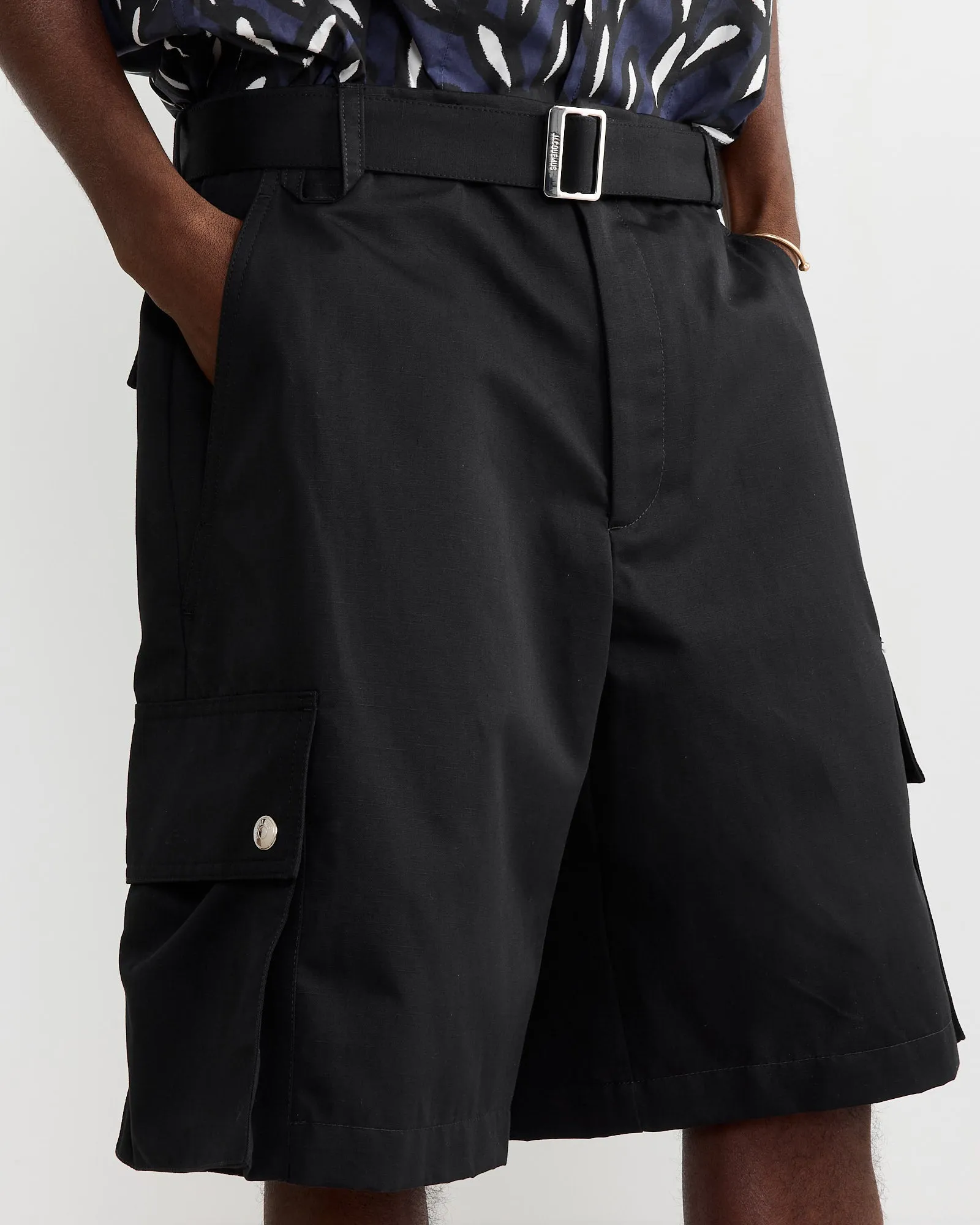 Le Cargo Bermuda Short in Black