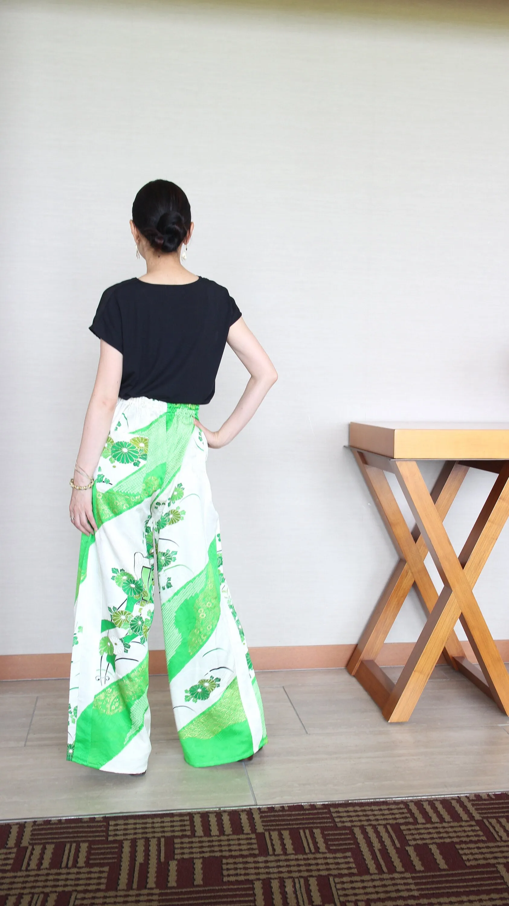 Palazzo Pants Size L - Women’s Loose Elastic Wide Leg Pants, Flowy pants, Colorful Japanese Kimono, Silk Flare, Cozy Trousers for Her