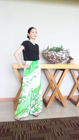 Palazzo Pants Size L - Women’s Loose Elastic Wide Leg Pants, Flowy pants, Colorful Japanese Kimono, Silk Flare, Cozy Trousers for Her