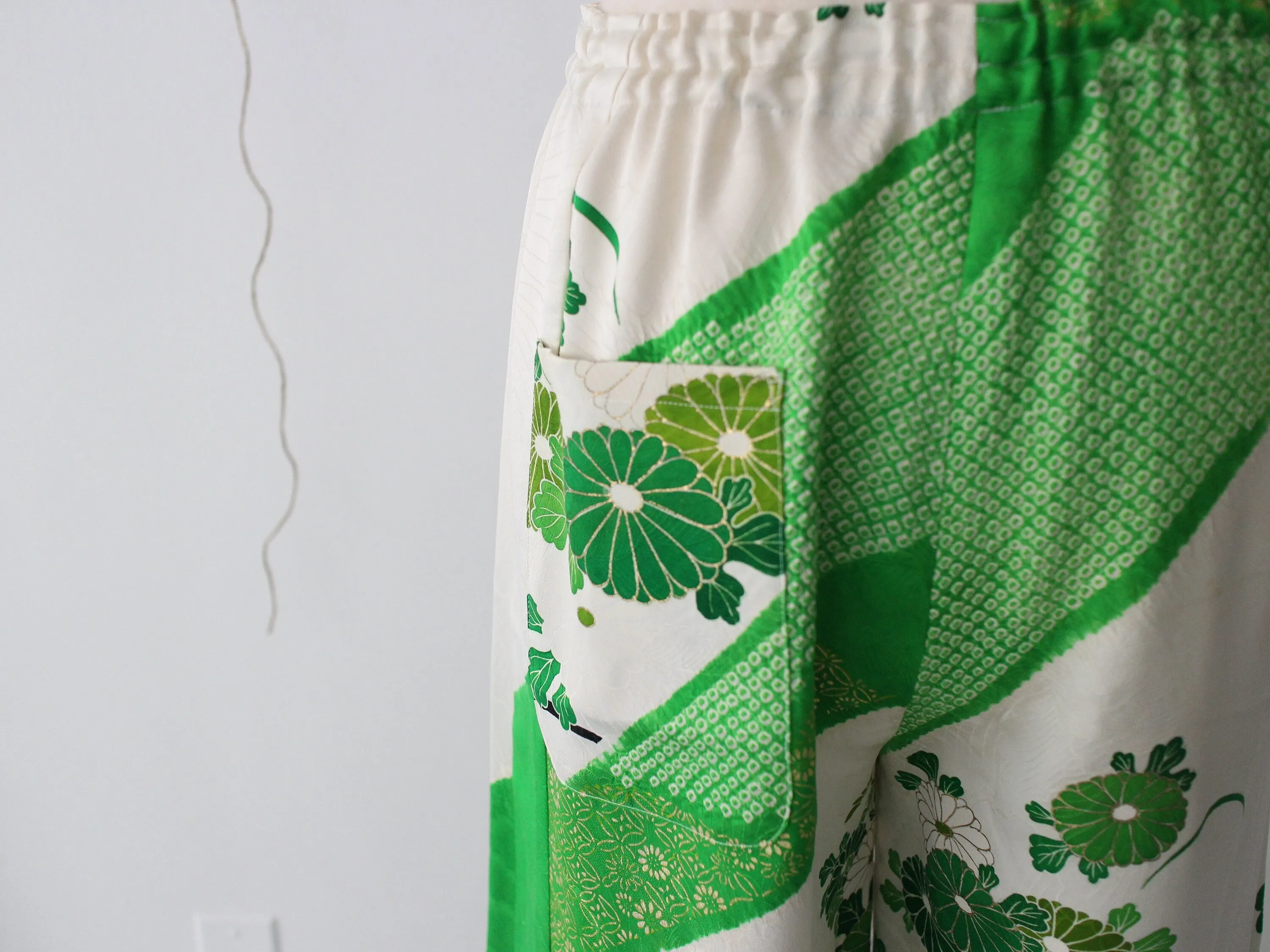 Palazzo Pants Size L - Women’s Loose Elastic Wide Leg Pants, Flowy pants, Colorful Japanese Kimono, Silk Flare, Cozy Trousers for Her