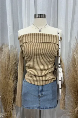 Robles Off Shoulder Long Sleeve Top (Taupe Brown)
