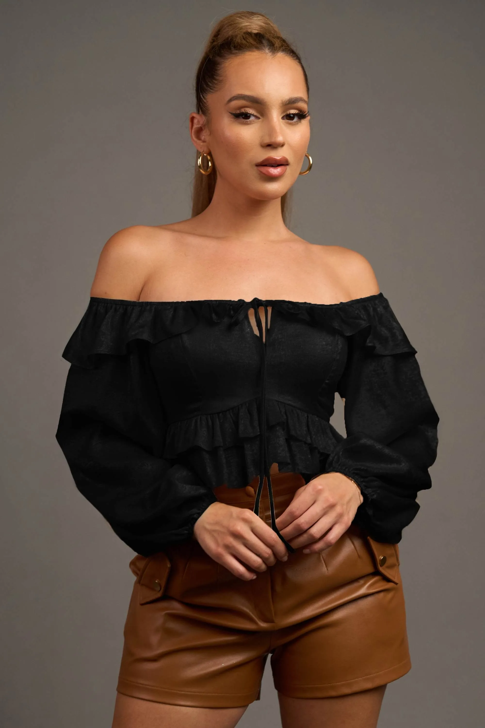SHINY METALLIC OFF SHOULDER RUFFLED CROPPED TOP